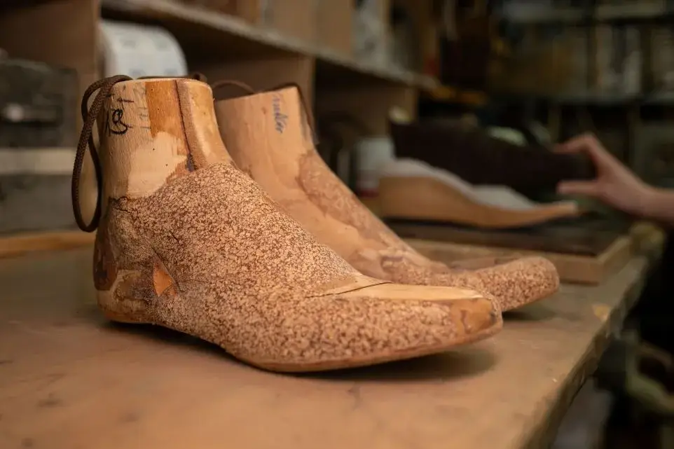 rthopädische Maßschuhe in Handarbeit bei Bader Orthopädieschuhtechnik Hersbruck